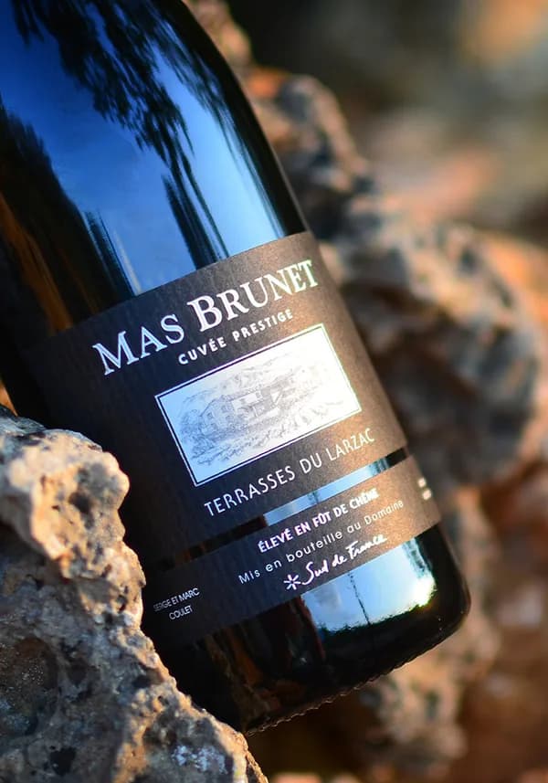 Bouteille de Prestige — DOMAINE DE BRUNET, vin rouge