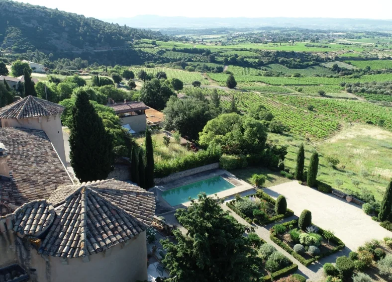 Chateau d'Arboras — paysage