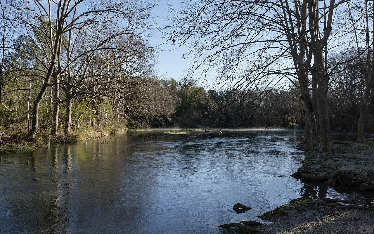 Saint-Clement-De-Riviere — File:Lez River, Saint-Clément-de-Rivière cf04.jpg